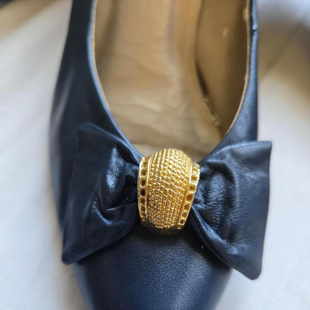 Karen Scott Women's Navy Pumps
